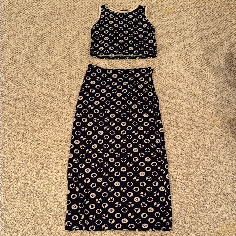 FENDI Vintage Black and White Patterned Two-Piece Set Top size 50, Skirt size 48